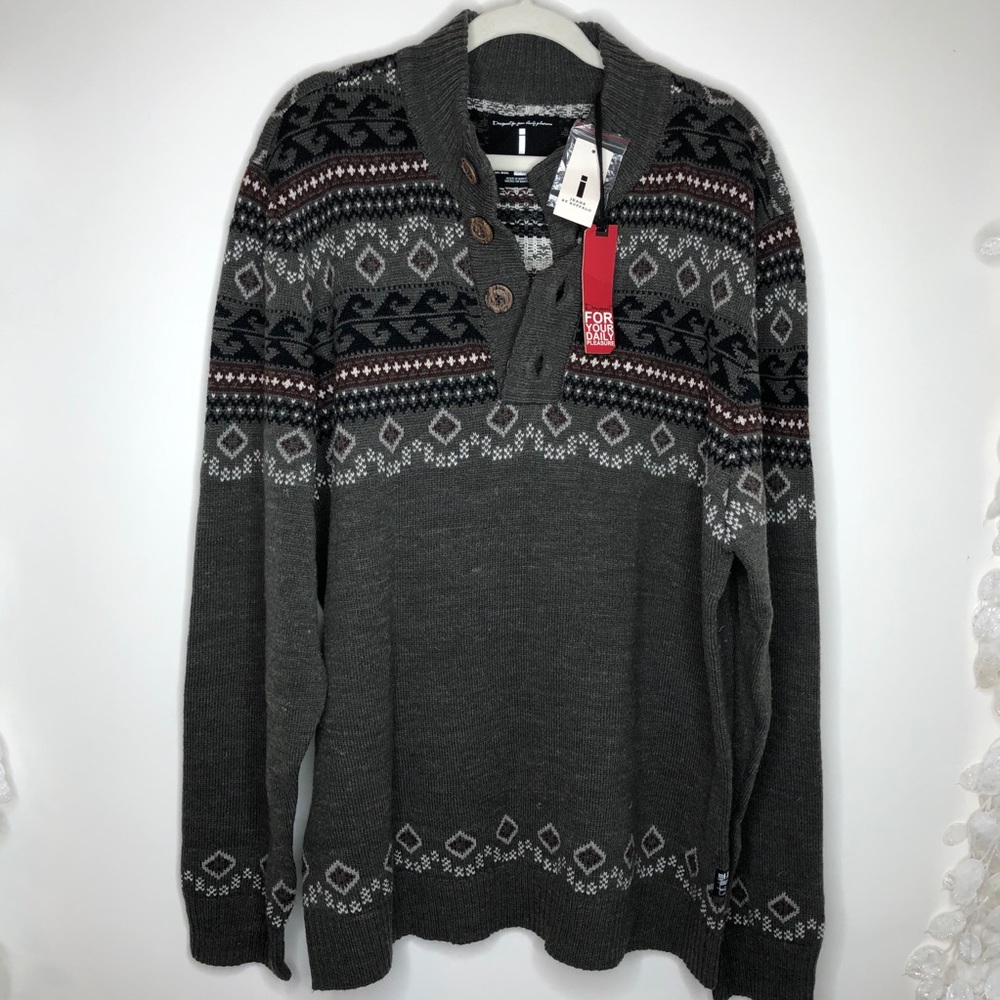 Buffalo gray long sleeve sweater